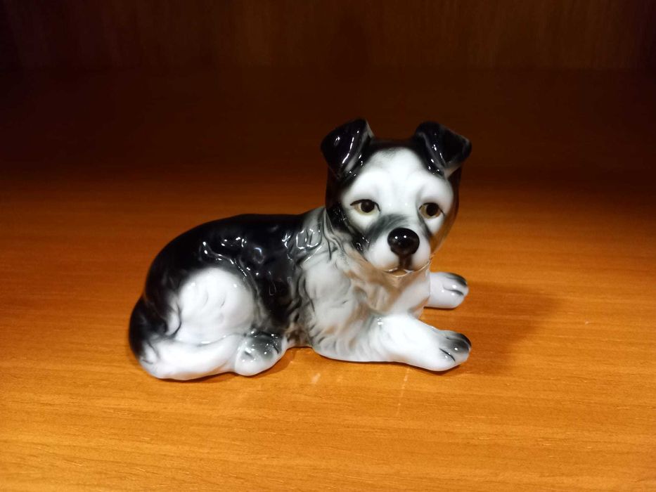 Par de cãezinhos em loiça com acabamento vidrado