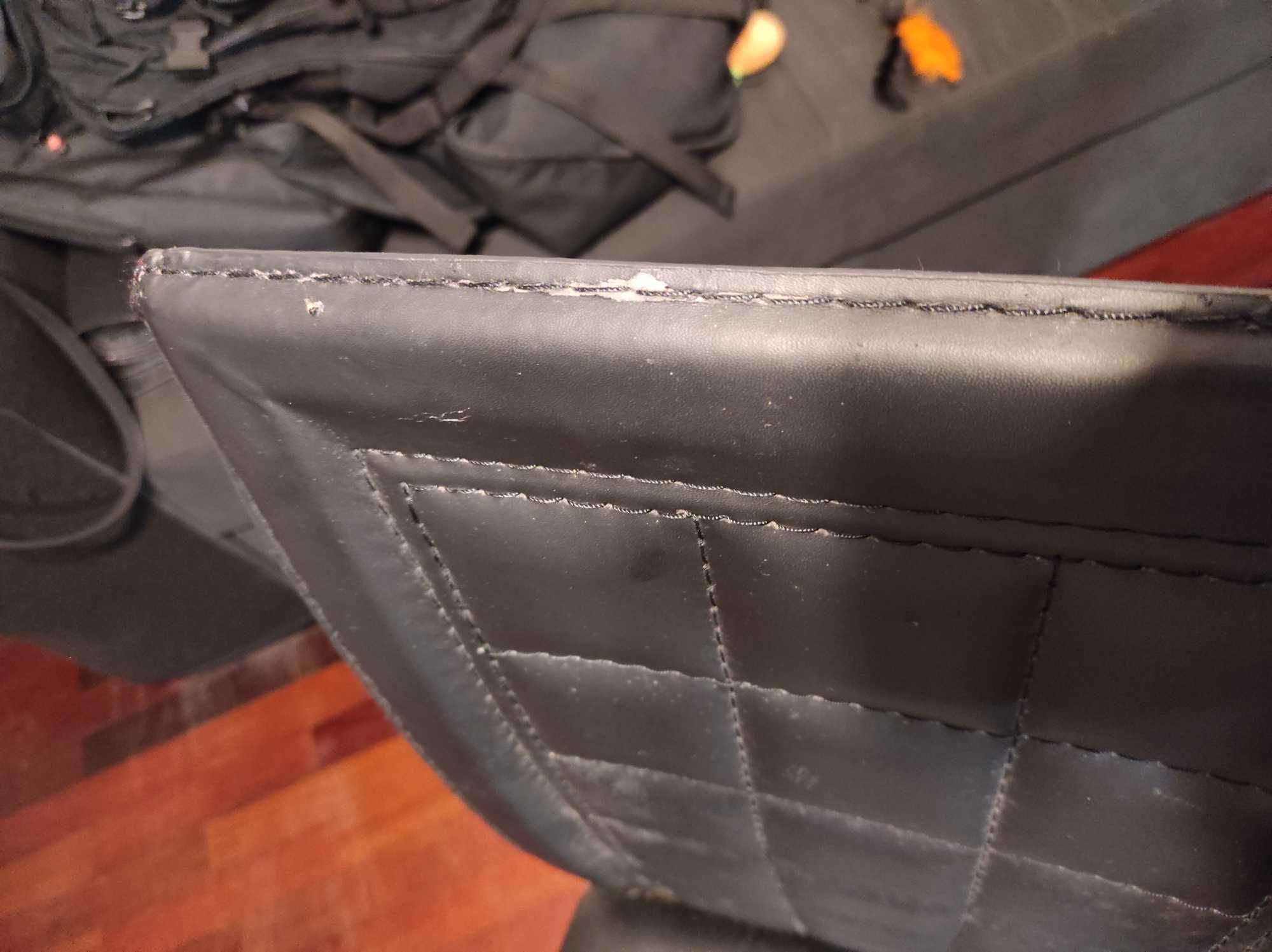Mesa Extensível 90/129.5/169*90- OFERTA 4 CADEIRAS