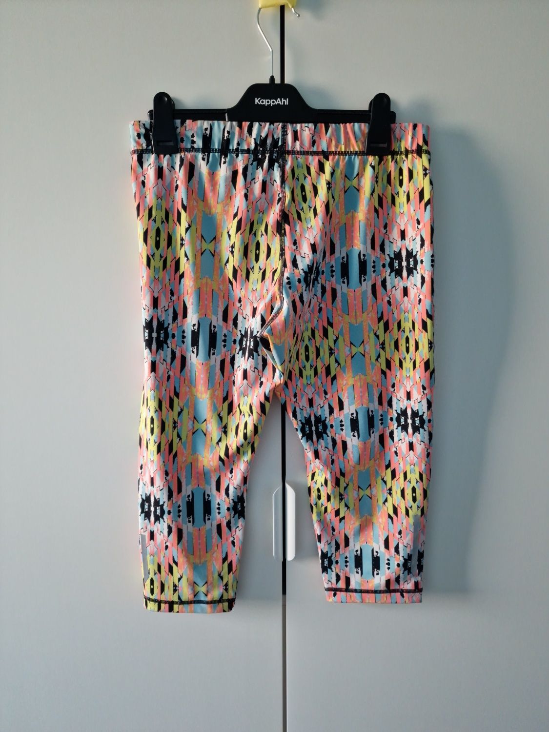 Legginsy lekko za kolana, sportowe, M