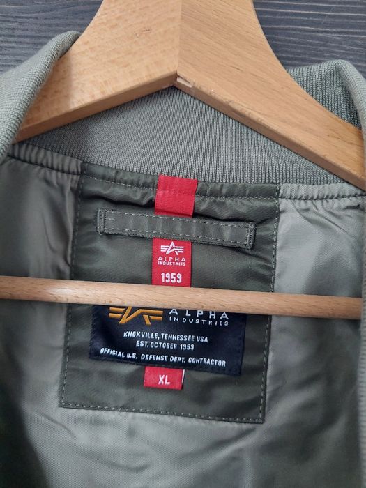Kurtka bomberka Alpha Industries rozmiar XL