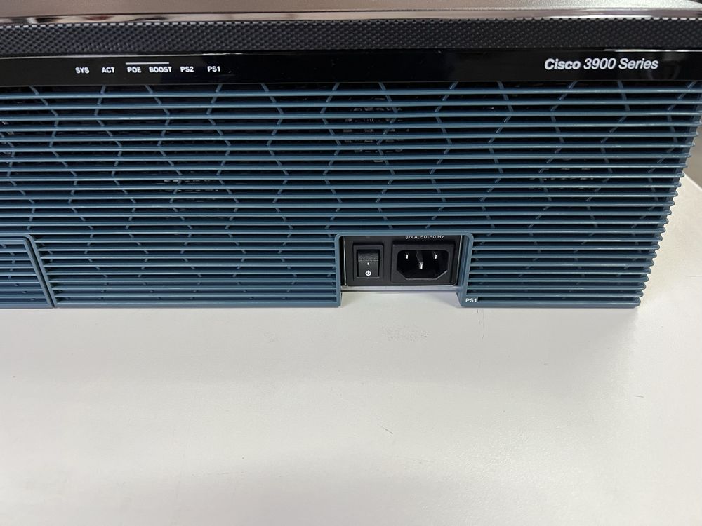 Router Cisco 3900