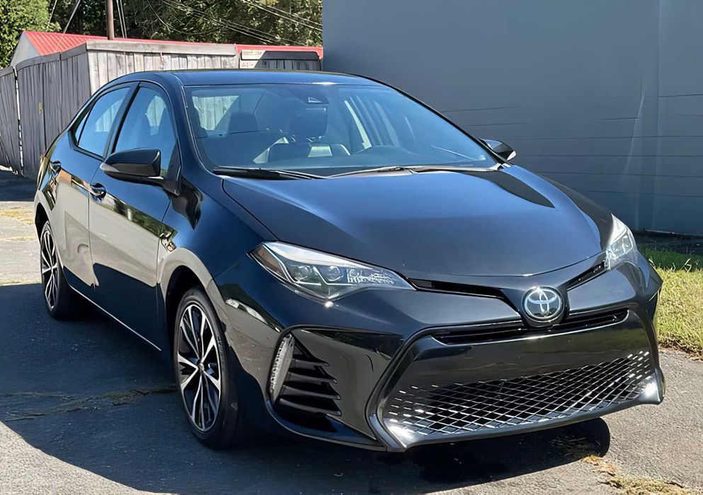 Toyota Corolla      2017