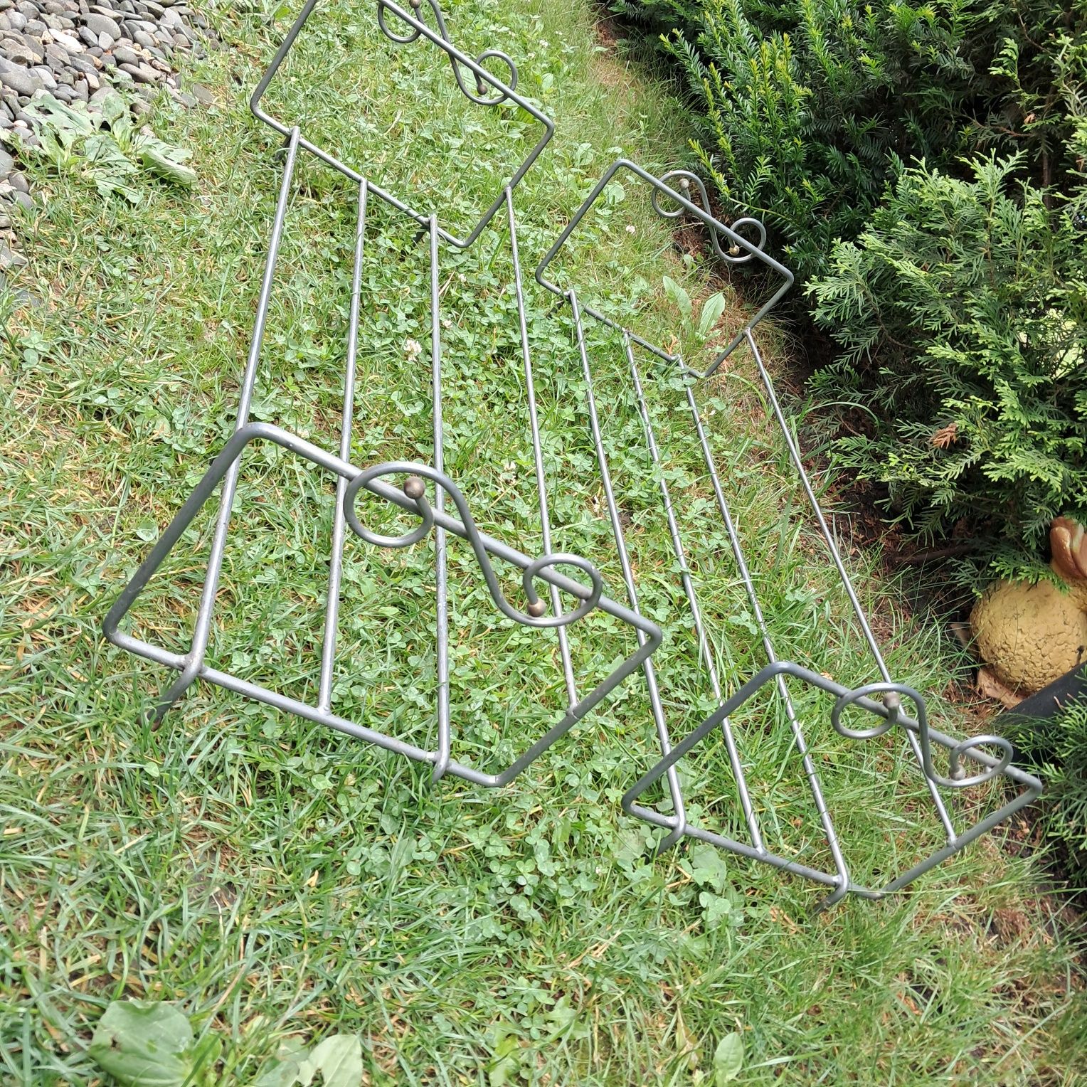 Sprzedam metalowe półki na buty 80 x 28 cm wys.20 cm