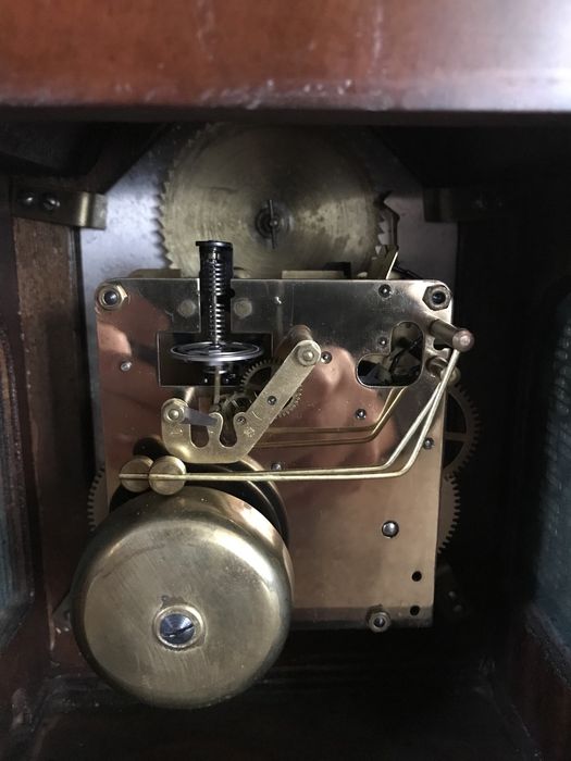 Каминные, кабинетные часы