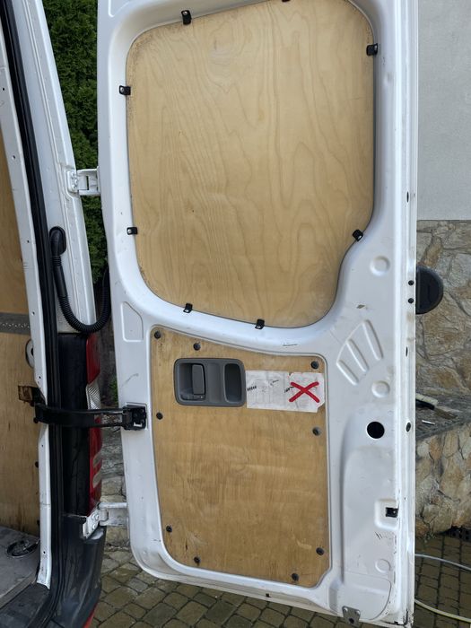 Задні двері 906 спрінтер