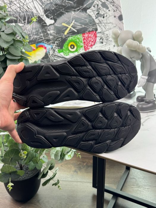 Кросівки Hoka Clifton 9 45 розмір Е6907