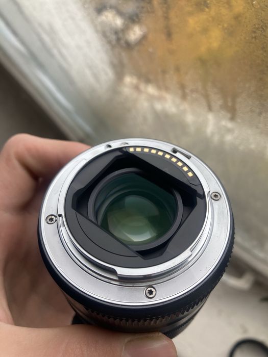 Viltrox 23 1.4 Sony з коробкою