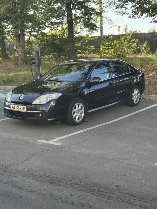 Renault Laguna 1.5 дизель 2010 рік