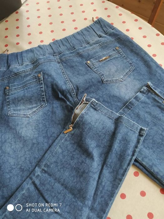 Продам штани джинси