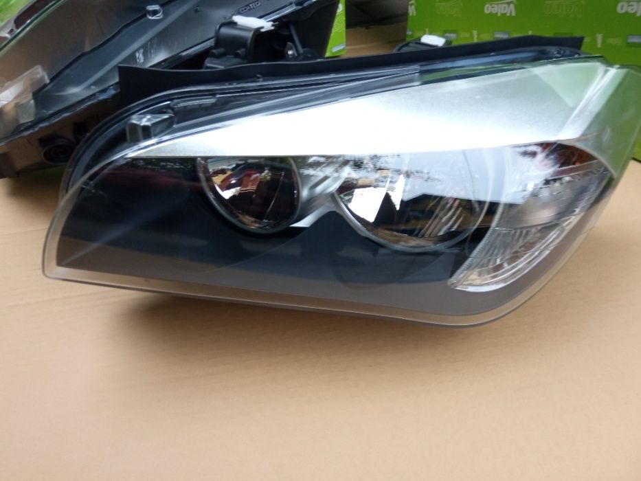 BMW X1 E84 lampa przednia lewa + prawa VALEO NOWE orginały
