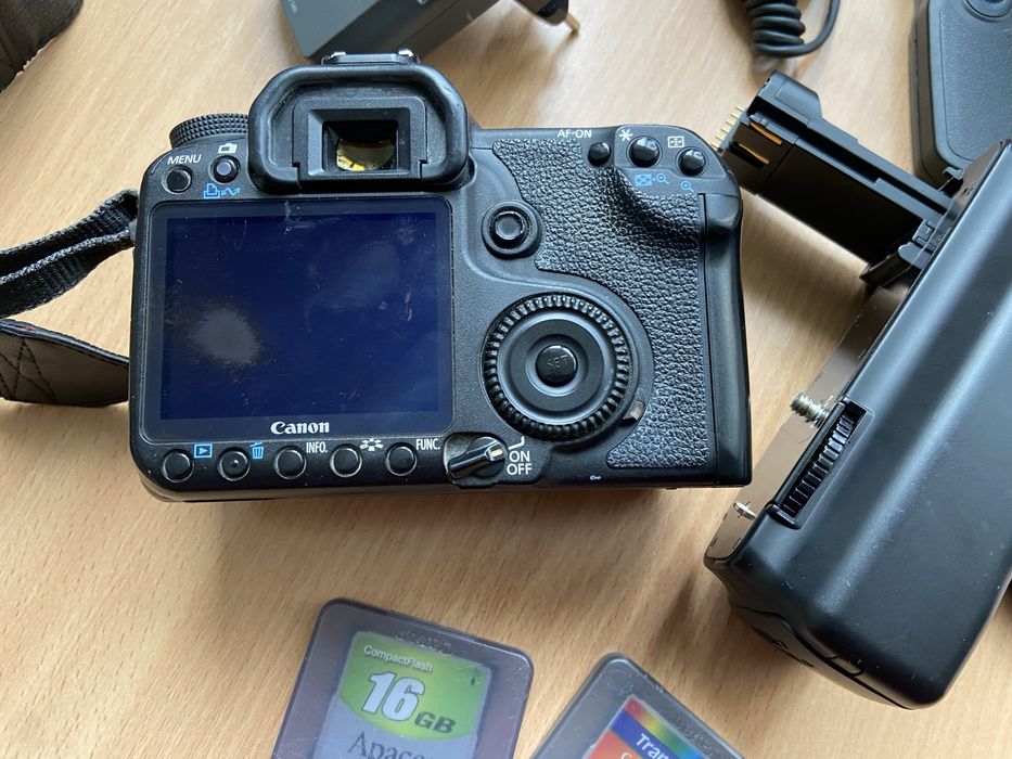 Фотоапарат Canon eos 50d з сумкою та додатками