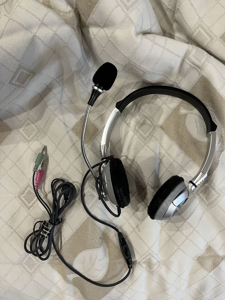 Fones como novos