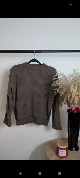 Czekoladowy sweterek rozmiar M L