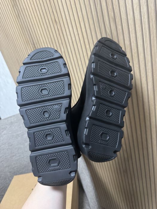 Жіночі зимові ботинки. Нові!