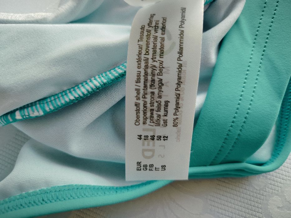 Miętowy strój kąpielowy modelujący 44..