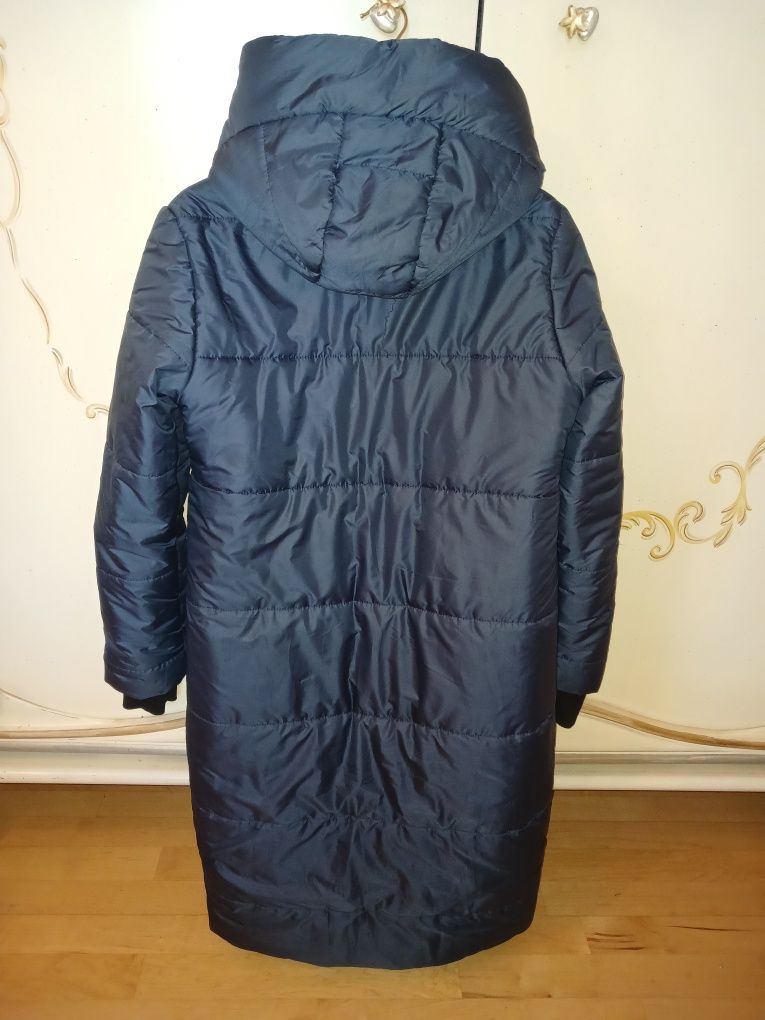 Жіноче зимове куртка-пальто