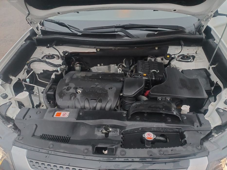 Продам митсубиси отлендер