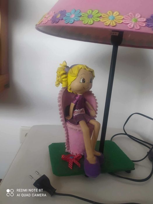 Candeeiro quatro criança