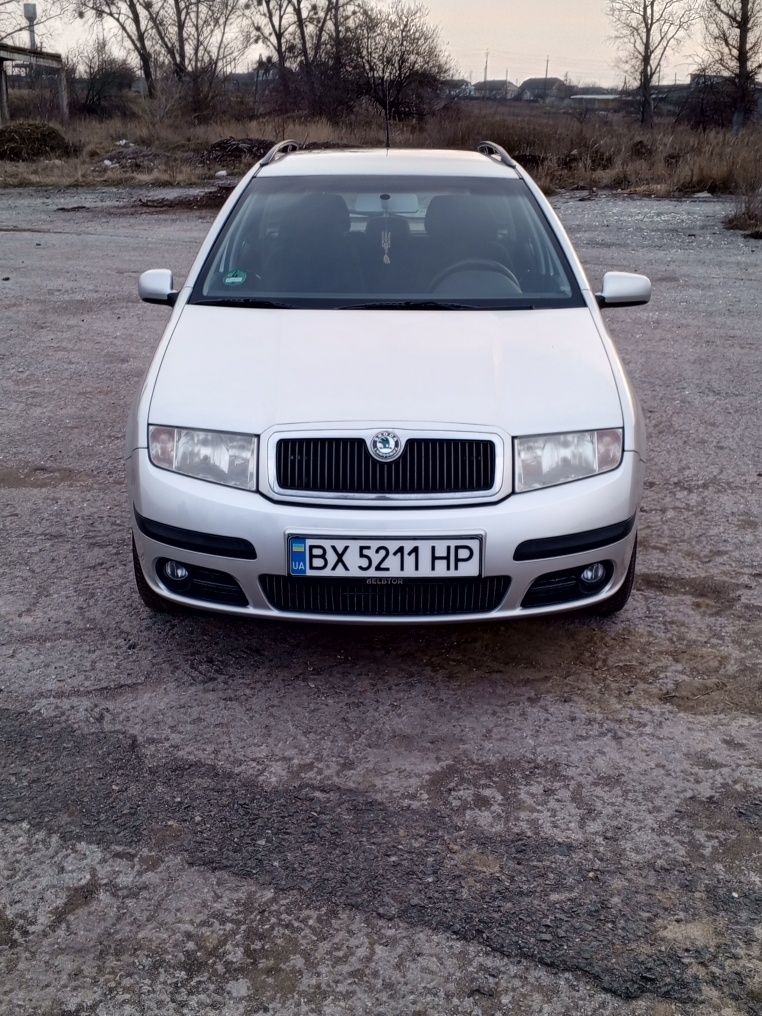 Авто skoda fabia