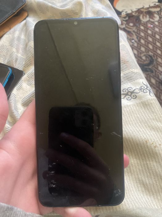 Телефони на запчастини