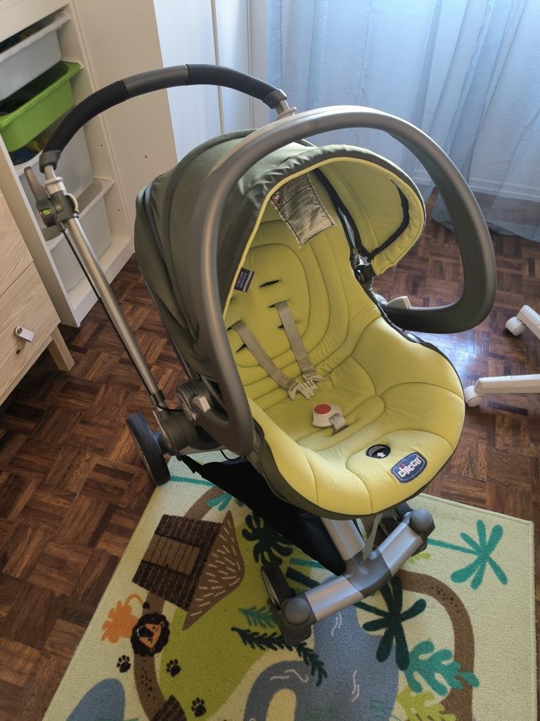 Carrinho de bebé i-move
