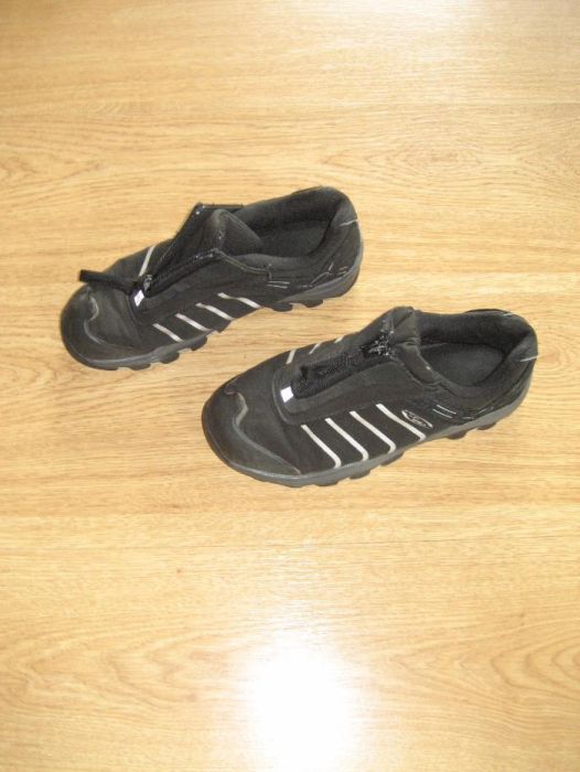 Buty trekkingowe na każdą porę roku w góry i do lasu rozm.34