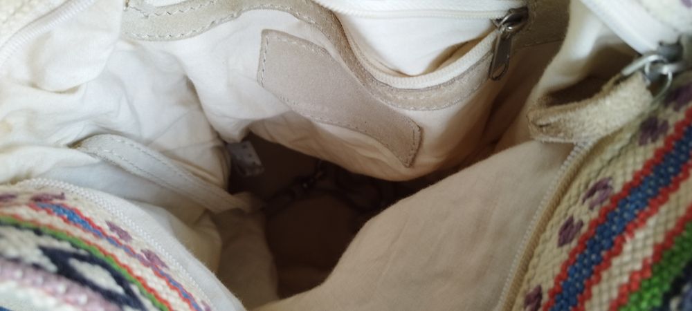 Mala estilo boho da Bershka