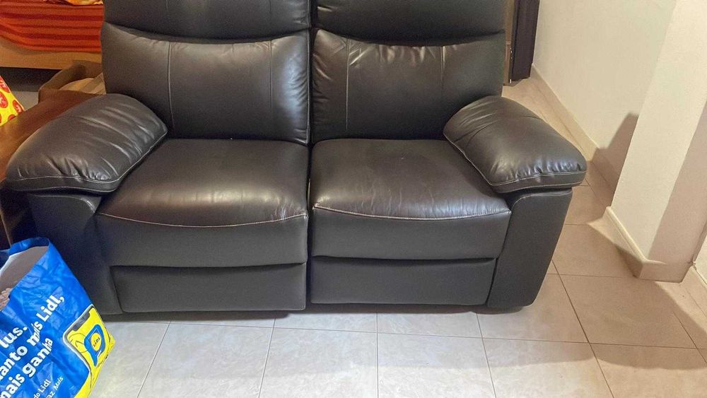 Sofá Relax 2 Lugares em Pele