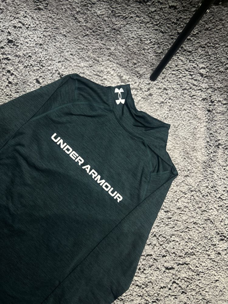 Спортивний лонгслів Under Armour