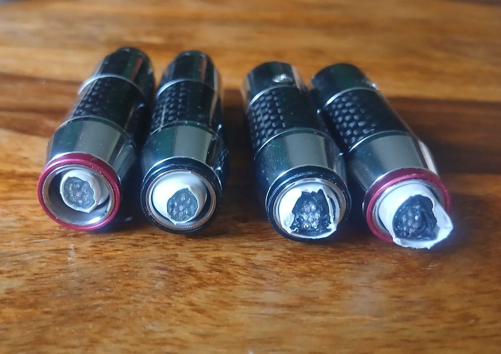 używane wtyki xlr Valab carbon - srebrne PINy