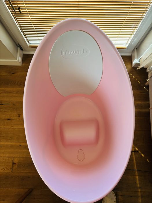 Shnuggle wanienka ze stojakiem
