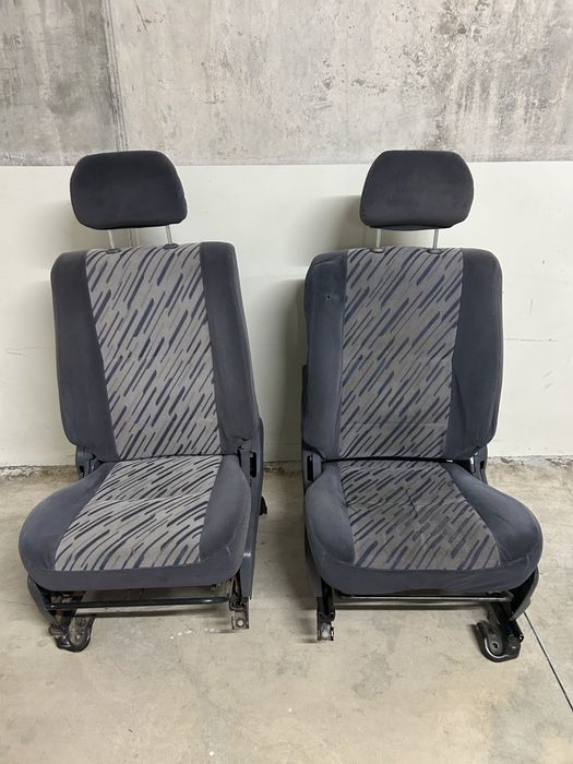 Bancos Toyota Land Cruiser 90/95