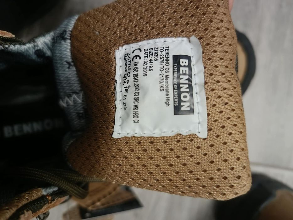Buty Bennon rozmiar 44