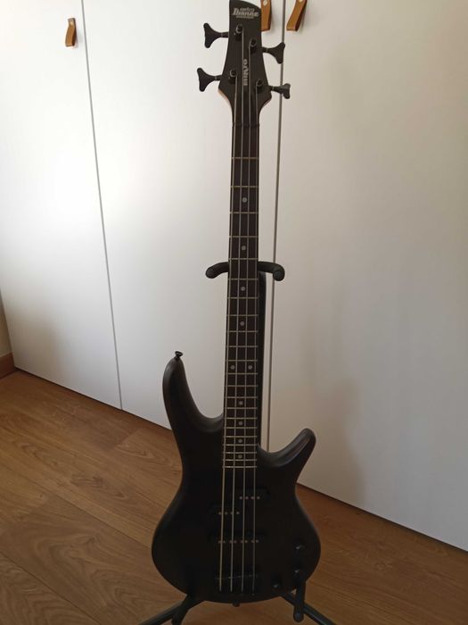 Baixo Ibanez GIO miKro Series - Escala Curta - Impecável