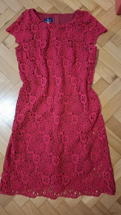 Sukienka koronkowa