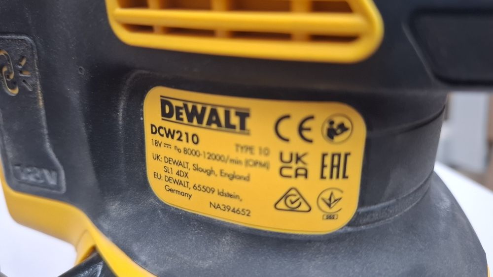 Szlifierka DeWALT DCW210