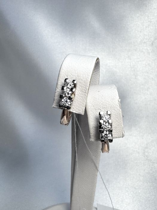 Золоті сережки з діамантами