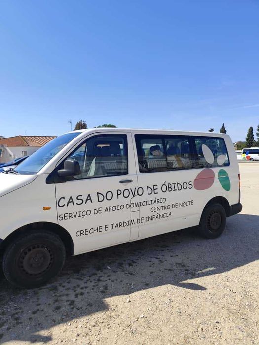 VW Transporter t5 kombi 9 lugares