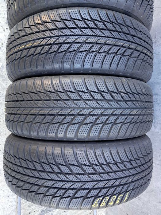 Резина зима НОВА Bridgestone 205/65 R16 Blizzak LM001 *