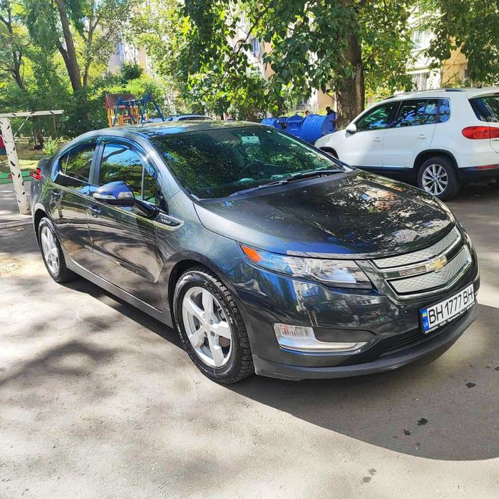 Chevrolet Volt 1.4 Hybrid Plug-IN 2014 год (MAXIMAL)
