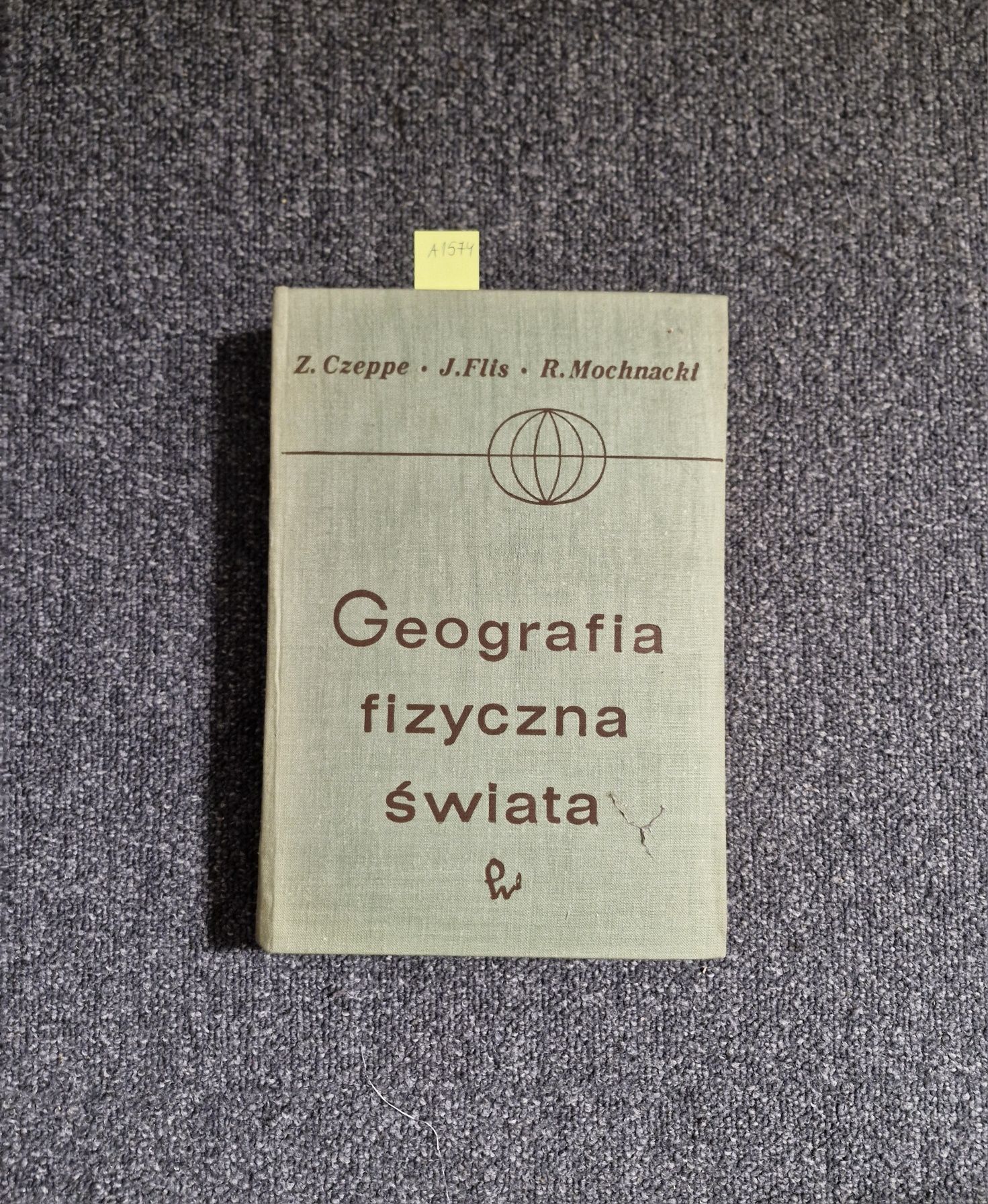 A1574. "Geografia fizyczna świata " Z.Czeppe