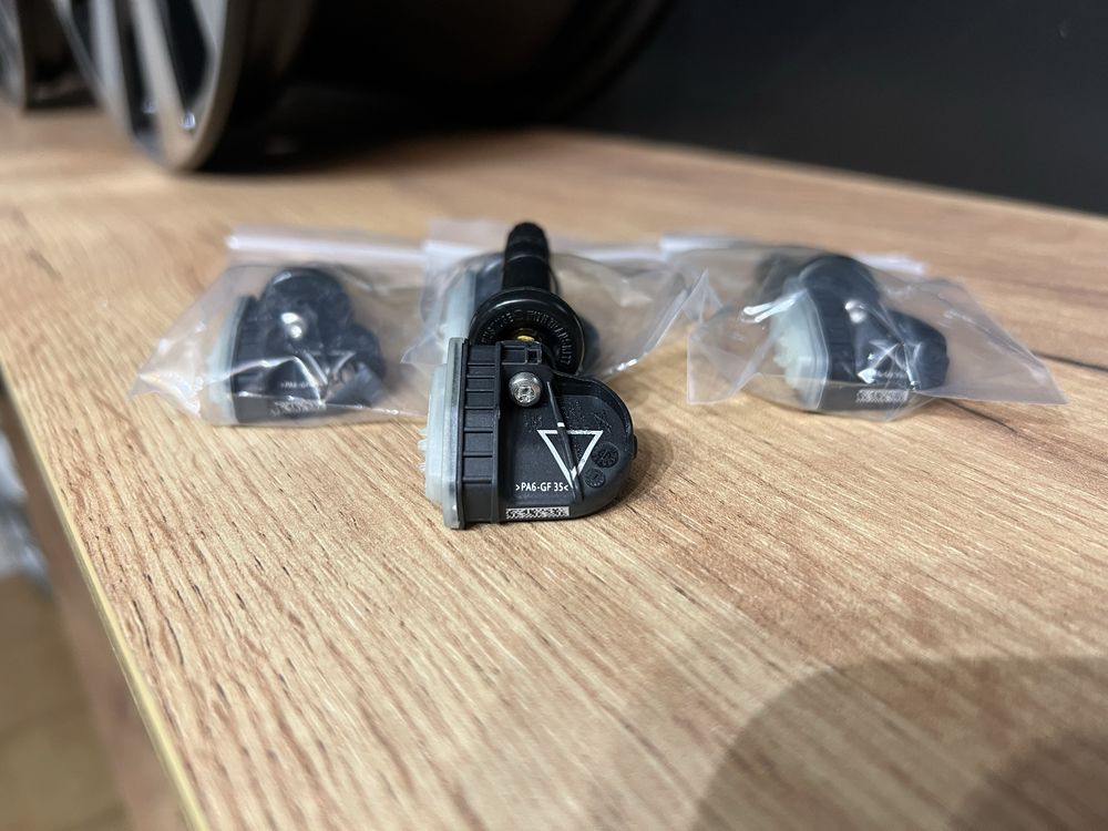 Czujniki ciśnienia opon powietrza FORD^ 433MHz TPMS Nowe^ cena-4szt^