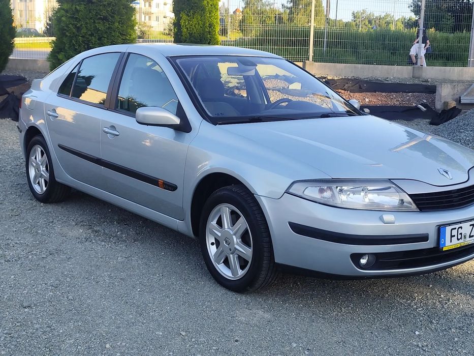 Renault Laguna Zamiana, Bez wypadkowy