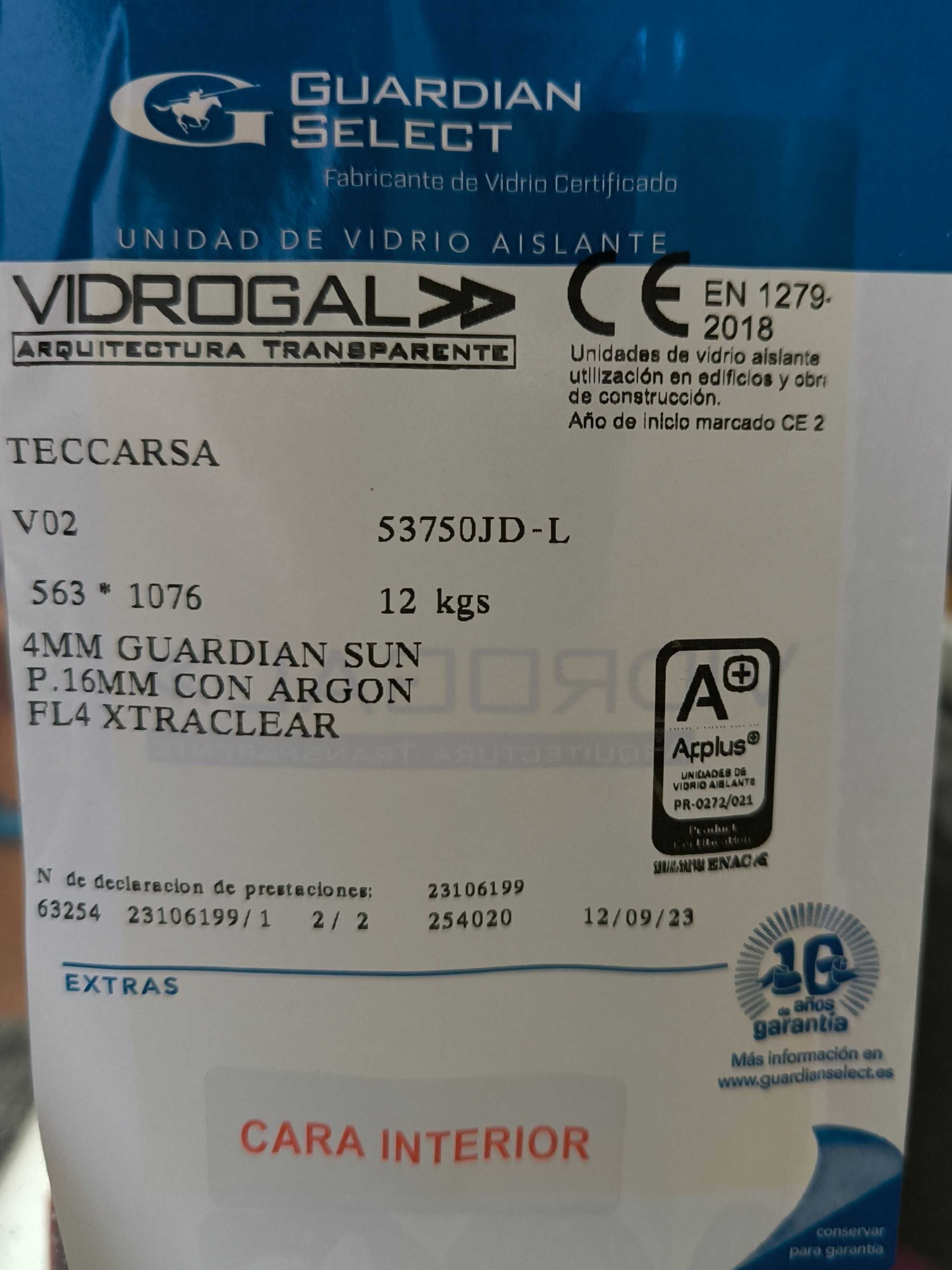 NOVO PREÇO Janela de oscilobatente de 1 folha - negociável