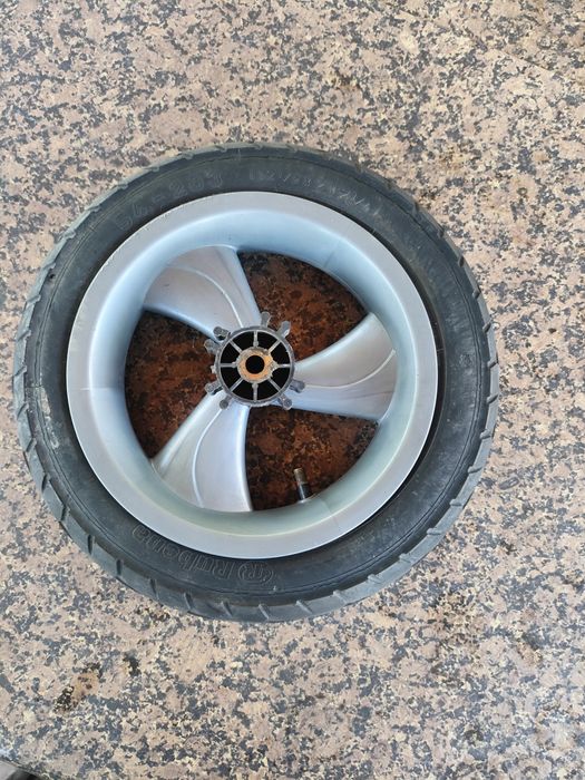 Kółko do wózka lub przyczepki