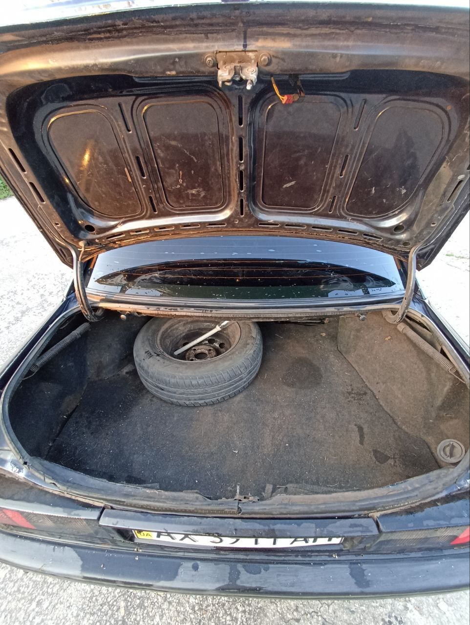 Продається Ford Sierra 1992 року 2.0