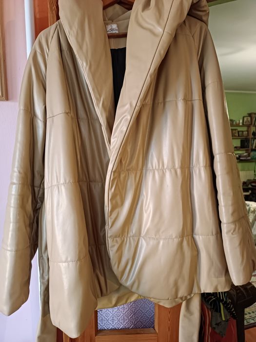 Куртка з екошкіри