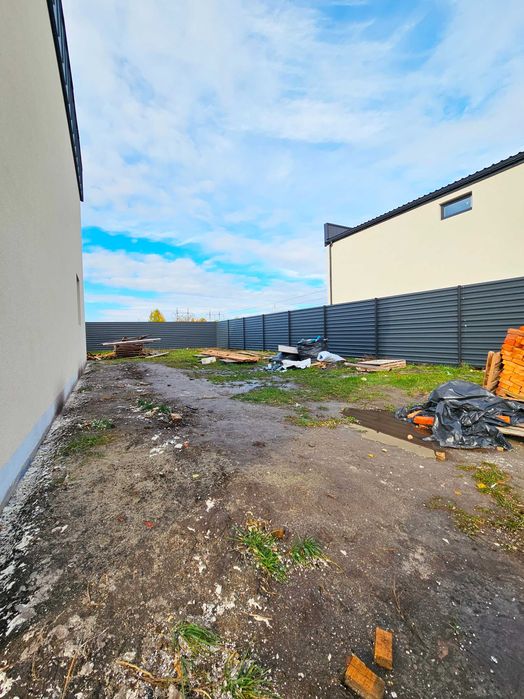 Продаж повноцінного будинку р-н Молокозаводу, ділянка 5 соток!