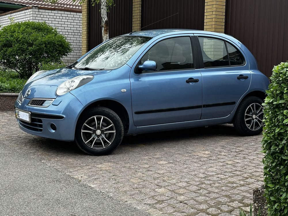 Продам Nissan Micra 2009