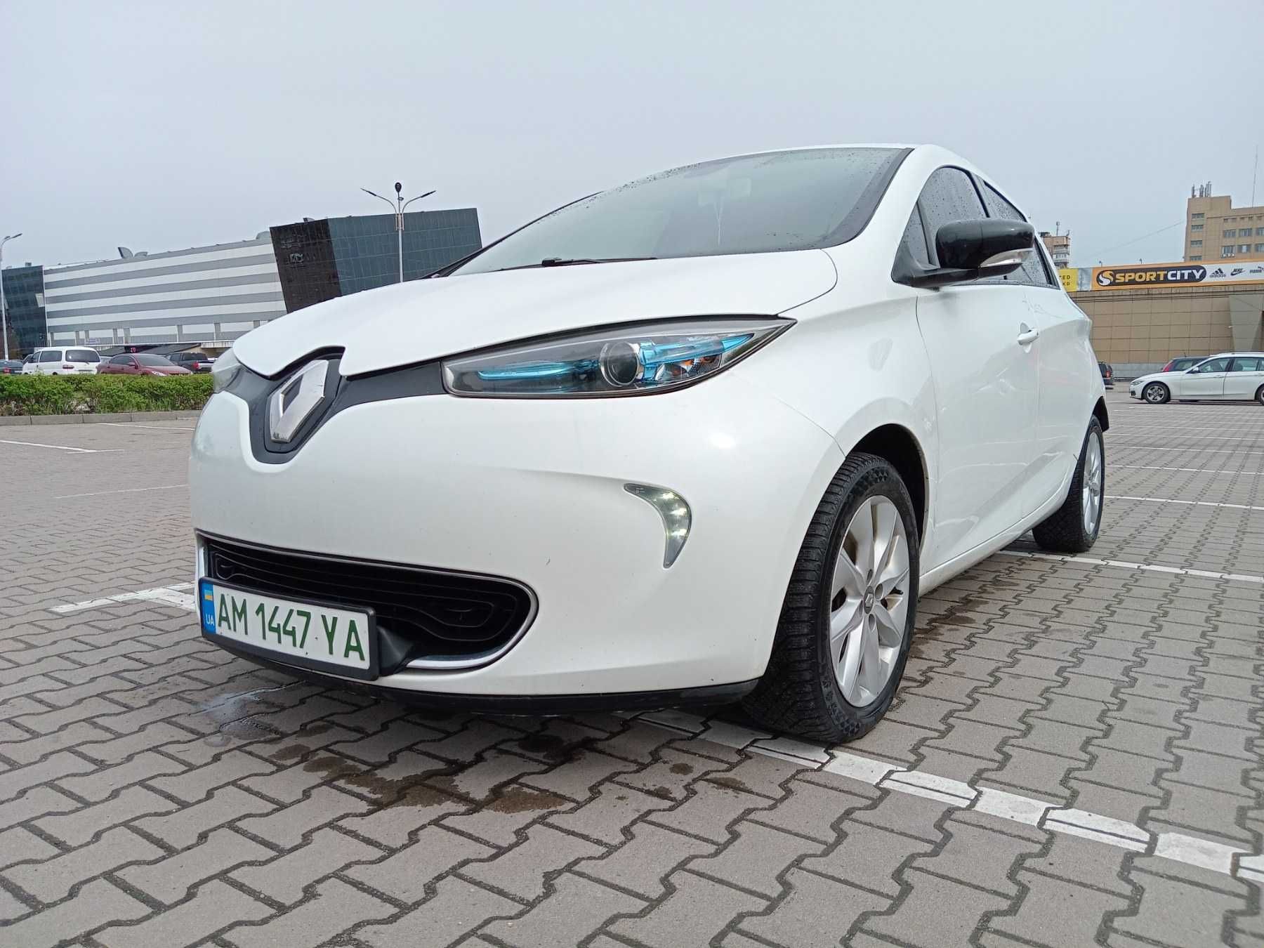 Продам електромобіль Renault Zoe 2017 (40 kWh) Запас ходу 300 км.